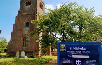 St Nicholas Church, Tolleshunt Major