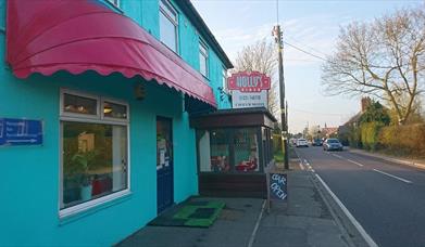 Crouch Motel & Holly's Diner