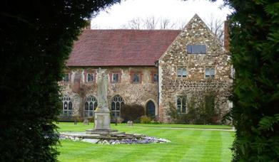 Beeleigh Abbey Gardens