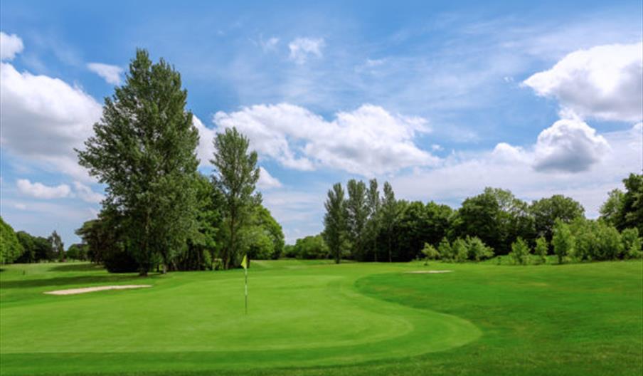 the warren estate golf course
